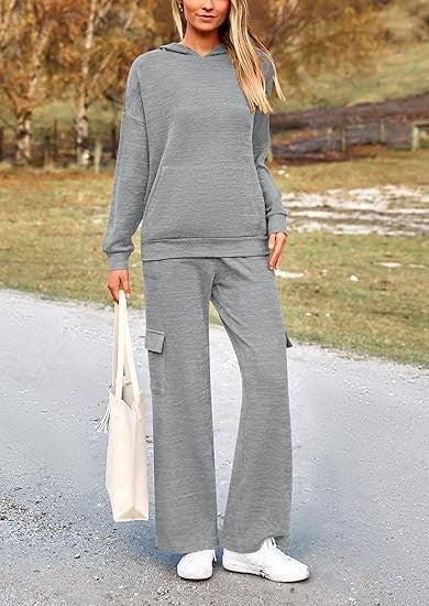 Damen Bequemes Lounge-Set mit Kapuze und weiten Hosen Heidi-Mode