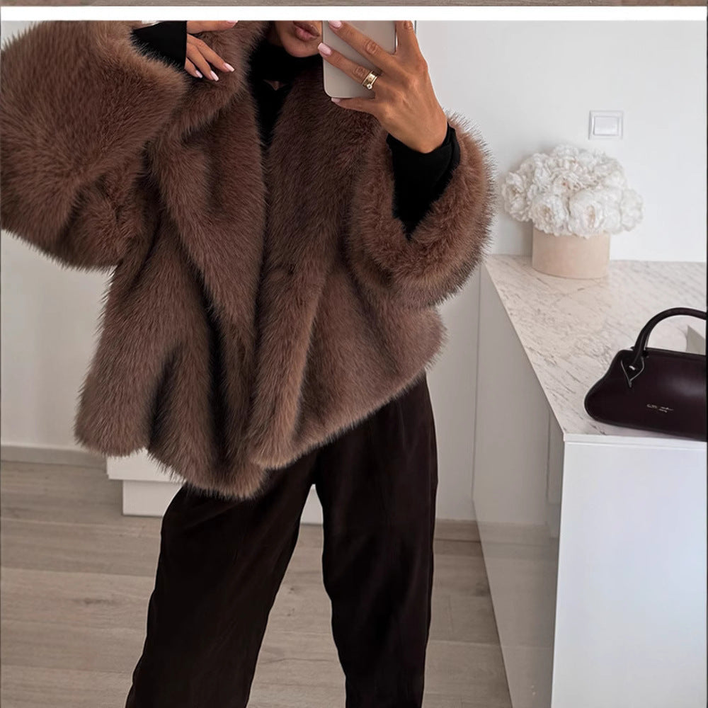 Damen stylischer Kunstfellmantel mit breitem Kragen Heidi-Mode