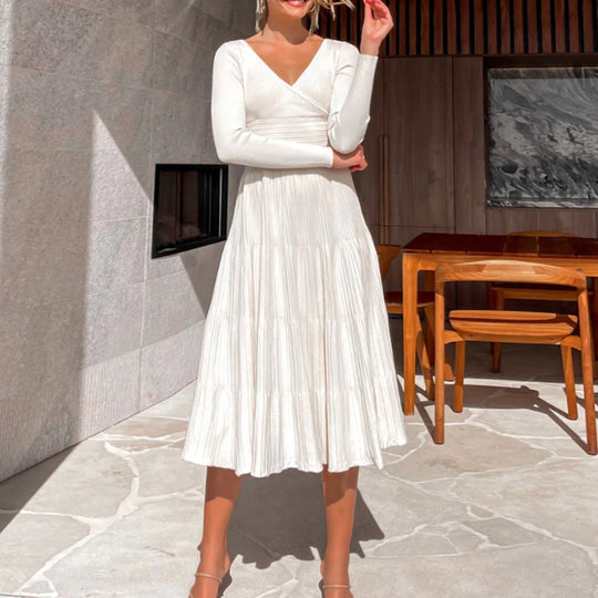 Damen Elegantes Wickelkleid mit plisséierten Details Heidi-Mode