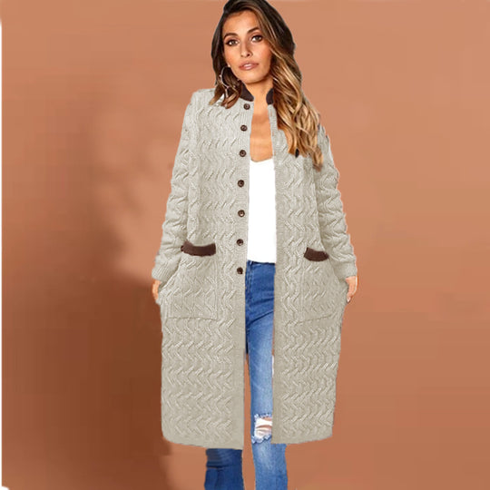 Damen Strickmantel mit großem Zopfdesign und praktischen Taschen Heidi-Mode