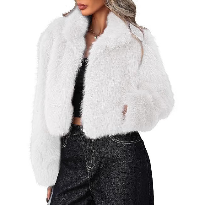 Damen Kurze Kunstpelzjacke mit weichem Fell und eleganter Silhouette Heidi-Mode