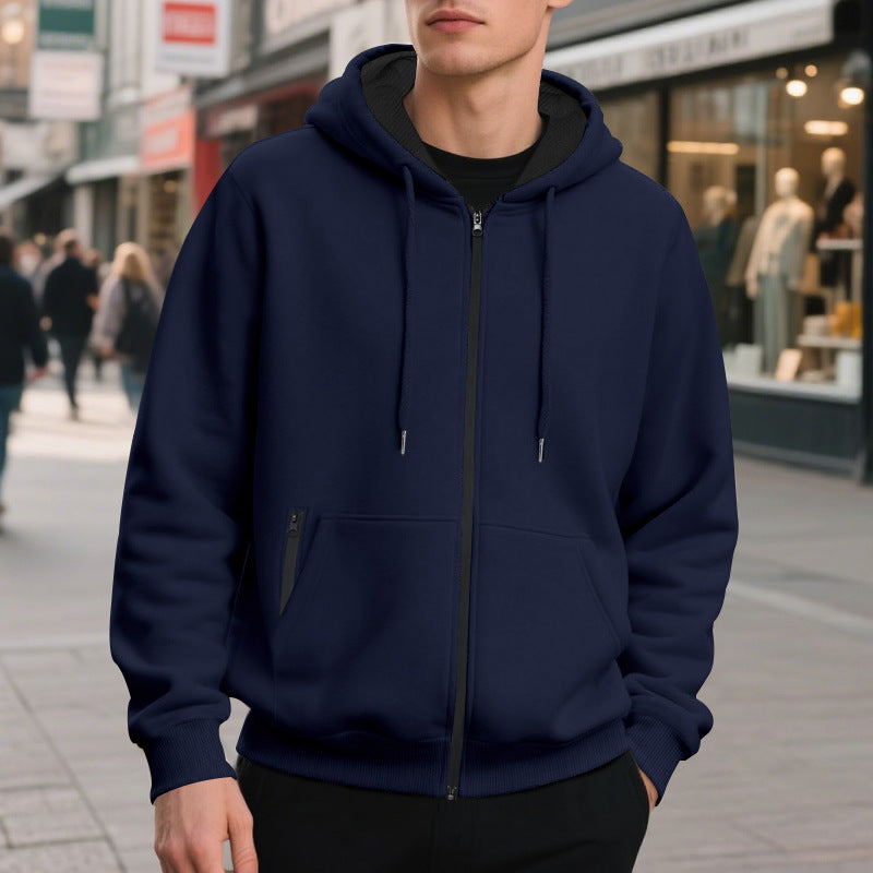 Herren Kapuzenjacke mit leichtem Reißverschluss und praktischen Taschen Heidi-Mode