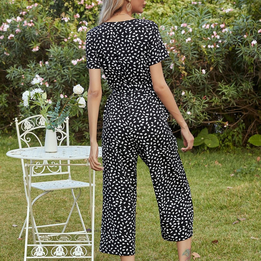 Damen Jumpsuit mit knöpfbarem Ausschnitt und Taillengürtel Heidi-Mode