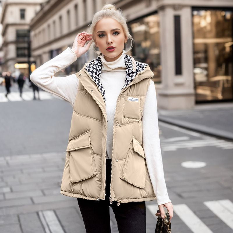 Damen gesteppte Winterweste mit verstellbarer Kapuze und praktischen Taschen Heidi-Mode