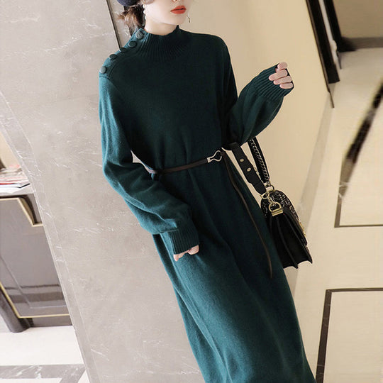 Damen Elegantes Strickmaxikleid mit hochgeschlossenem Kragen und dekorativen Knöpfen Heidi-Mode