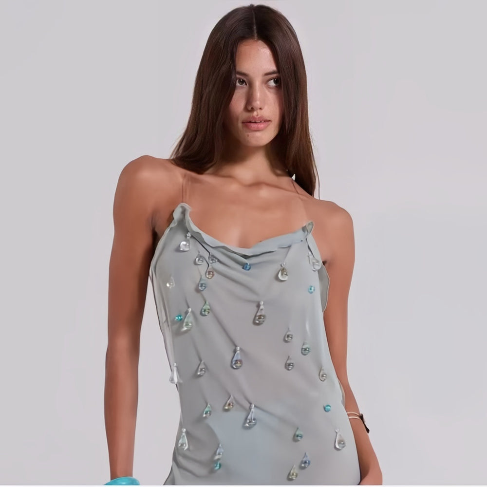 Damen Elegantes Minikleid mit raffiniertem Wasserfall-Ausschnitt und schimmernden Schmuckdetails Heidi-Mode
