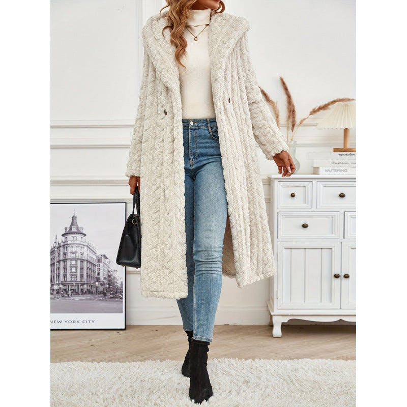 Damen Strickmantel mit Oversized-Kragen und originellen Zopfmuster Heidi-Mode