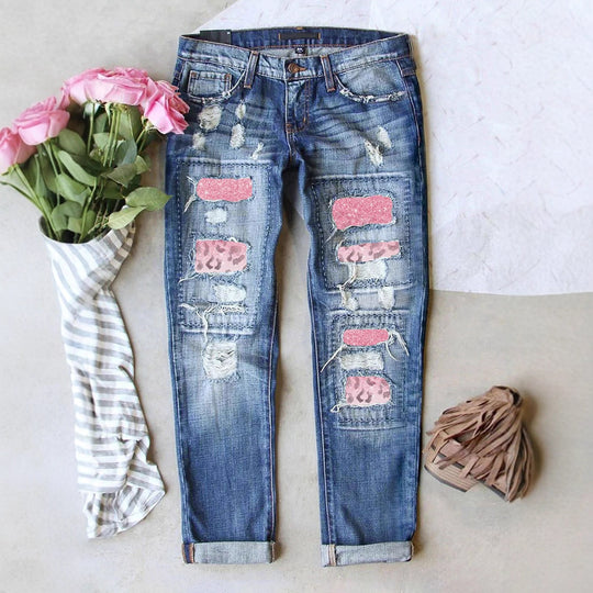 Damen Ripped Jeans mit modischen Patches und lässigem Schnitt Heidi-Mode