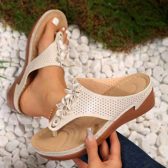 Damen Pantoletten mit floralem Design und rutschfester Sohle Heidi-Mode