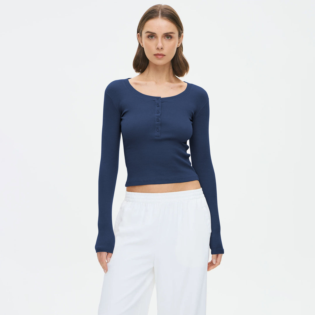 Damen Langarmshirt mit Knopfleiste und figurbetontem Schnitt Heidi-Mode