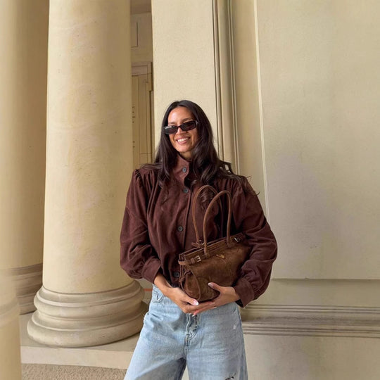 Damen Oversized Bluse mit schickem Plissee-Design und eleganten Knopfdetails Heidi-Mode