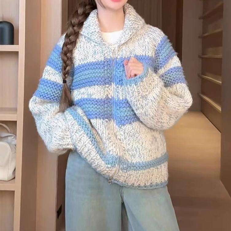 Damen Strickjacke mit breiten Streifen und hochwertigem Reißverschluss Heidi-Mode
