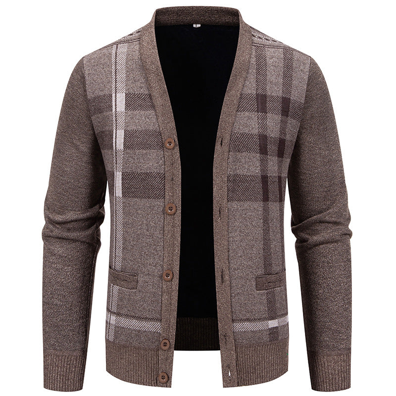 Herren stilvolle Strickjacke mit modernem Karomuster und praktischen Taschen Heidi-Mode