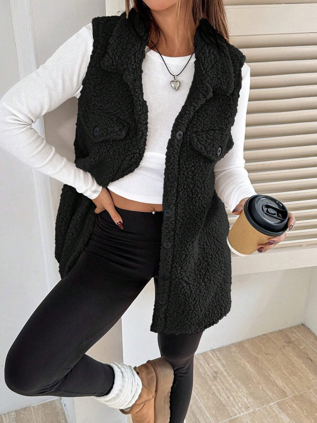 Damen Weiche Weste aus Teddystoff mit praktischen Taschen Heidi-Mode