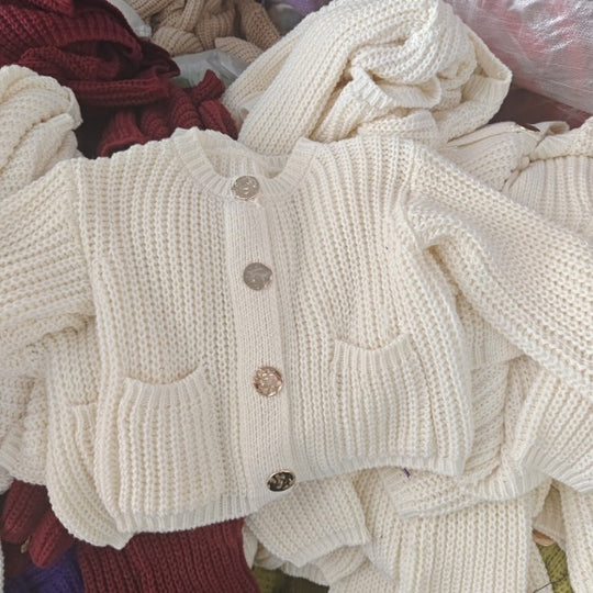 Damen kuschelige Strickjacke mit dekorativen Knöpfen und praktischen Taschen Heidi-Mode