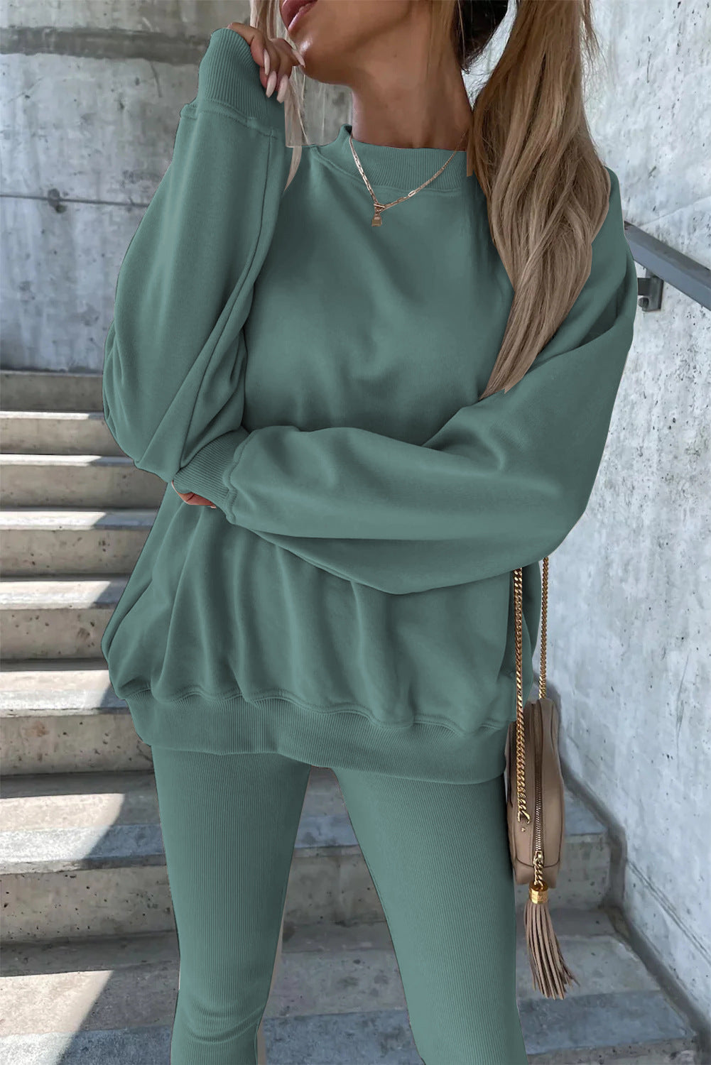 Damen lässiges Oversized Sweatshirt und enganliegende Sportleggings Set Heidi-Mode