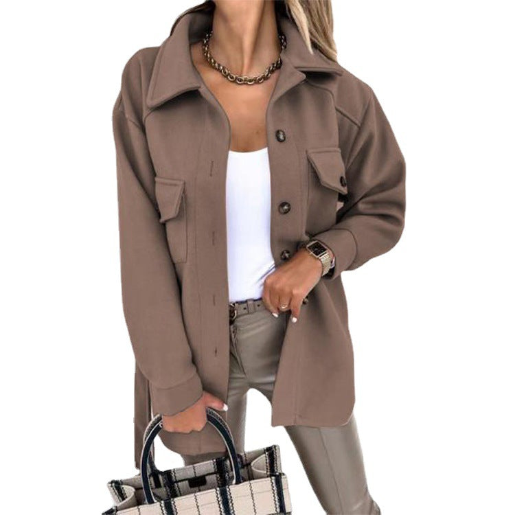 Damen Oversize-Hemdjacke mit praktischen Taschen und modernem Kragen Heidi-Mode