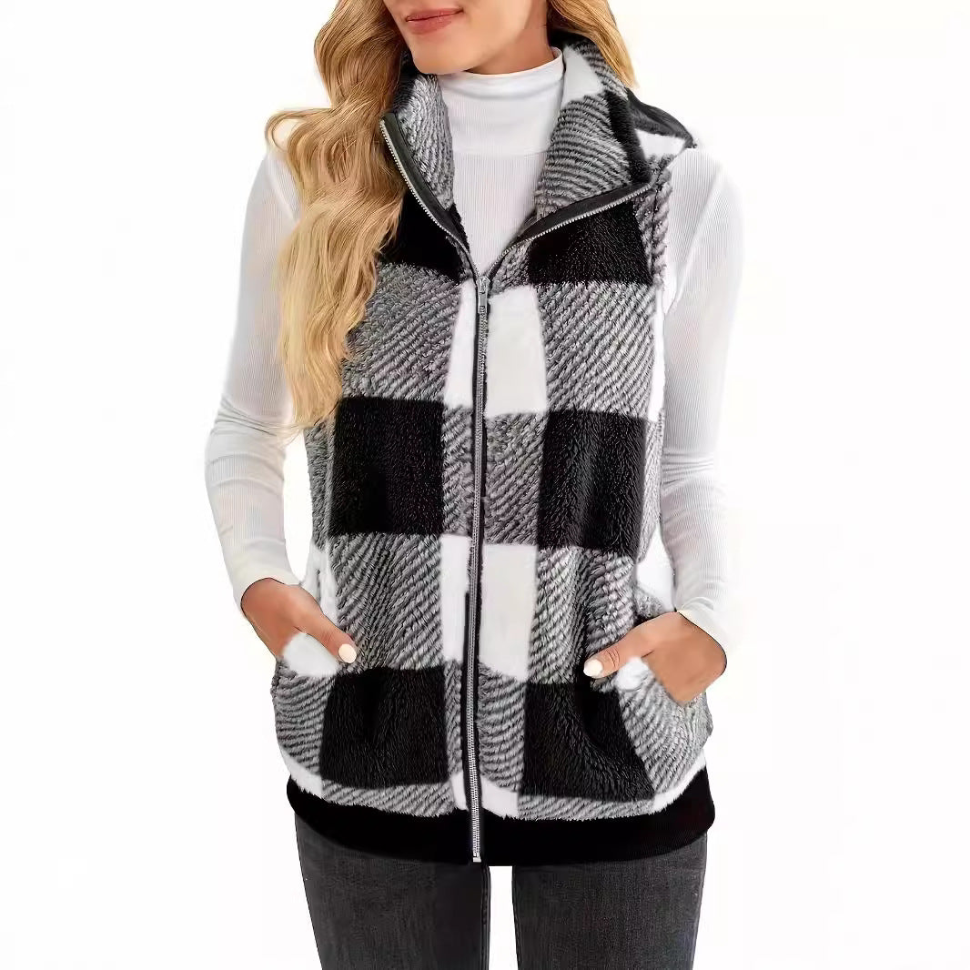 Damen Weste aus kuscheligem Fleece mit Karomuster und praktischen Taschen Heidi-Mode