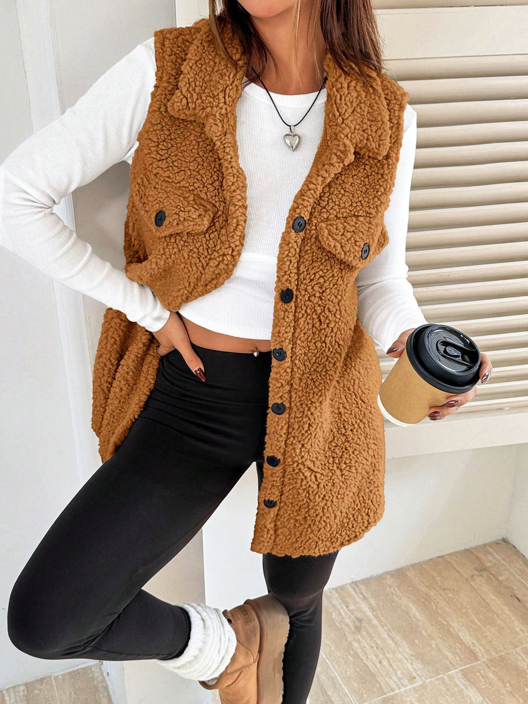 Damen Weiche Weste aus Teddystoff mit praktischen Taschen Heidi-Mode