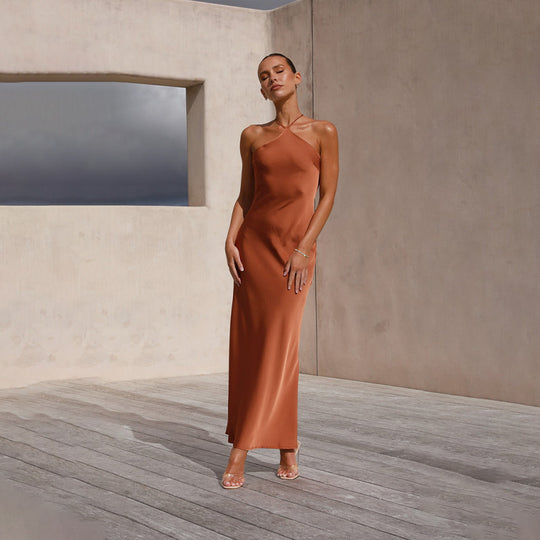 Damen Satin-Maxikleid mit schulterfreiem Design und elegantem Fall Heidi-Mode
