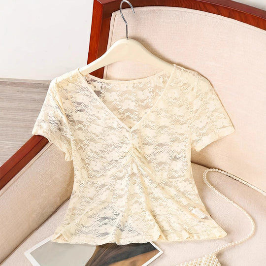 Damen Spitzenbluse mit raffinierten Details und elegantem Schnitt Heidi-Mode