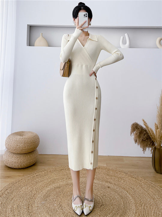 Damen Strickkleid mit Knopfdetail und elegantem V-Ausschnitt Heidi-Mode