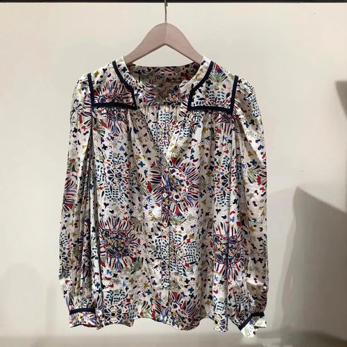 Damen Bluse mit aufwendigem Blumenmuster und eleganten Akzenten Heidi-Mode