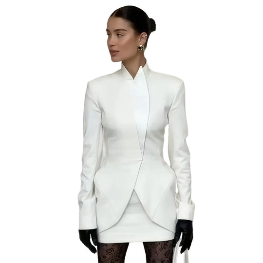 Damen Eleganter Blazer mit asymmetrischem Schnitt und tailliertem Design Heidi-Mode