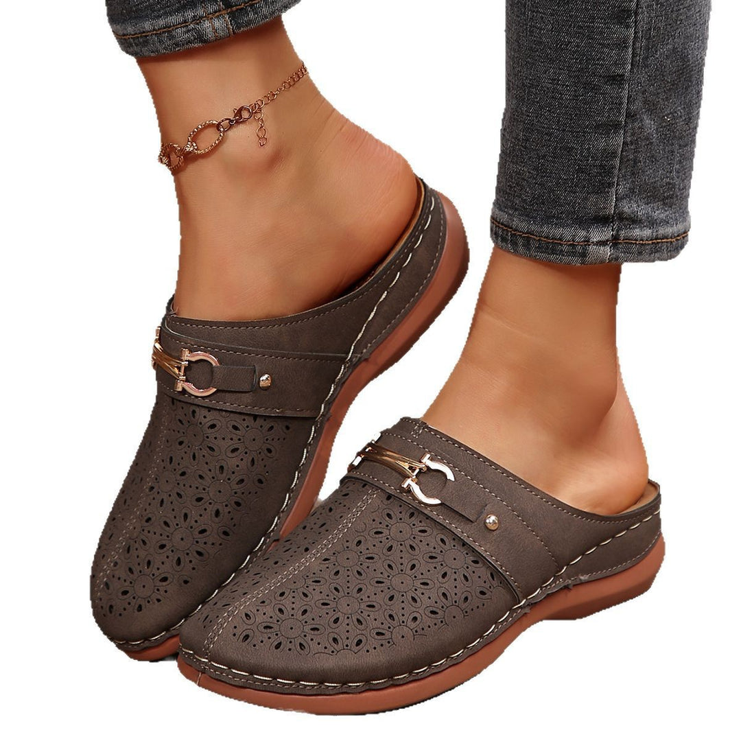 Damen gemütliche Hausschuhe mit filigranem Lochmuster Heidi-Mode