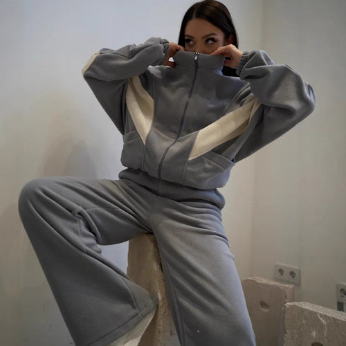 Damen sportliches Fleece-Loungewear-Set mit Kapuze und weiten Hosen Heidi-Mode