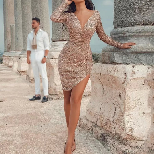 Damen Figurbetontes Glitzerkleid mit tiefem V-Ausschnitt und asymmetrischem Saum Heidi-Mode