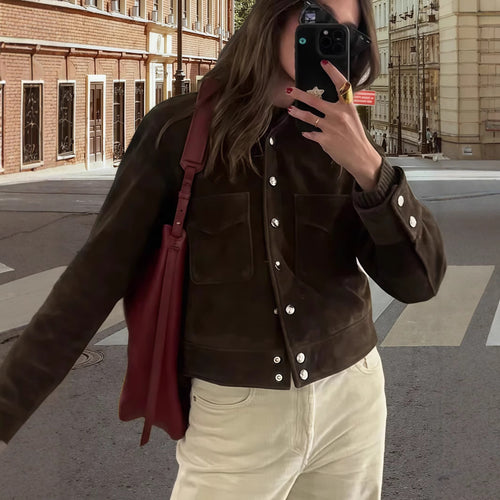 Damen Modische Wildlederjacke mit strukturiertem Design und praktischen Taschen Heidi-Mode