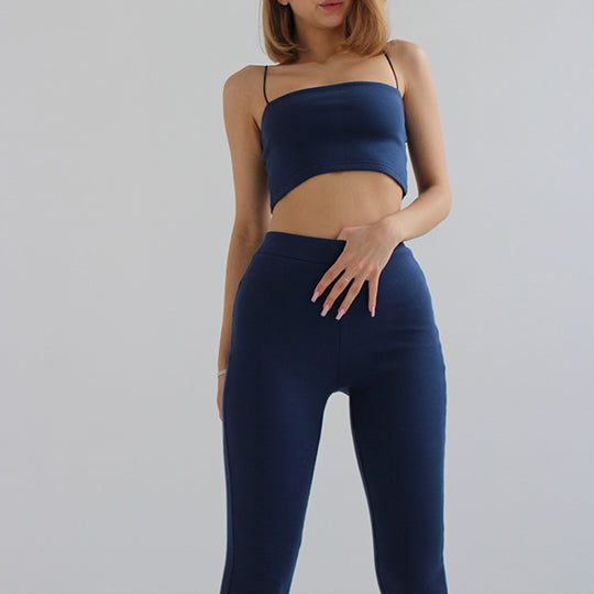 Damen Sportliches Ensemble aus elastischem Cropped Top und körpernahen Leggings Heidi-Mode