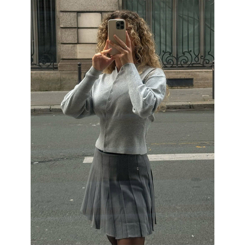 Damen modische Strickjacke mit plissierten Ärmeln und Knopfdetails Heidi-Mode