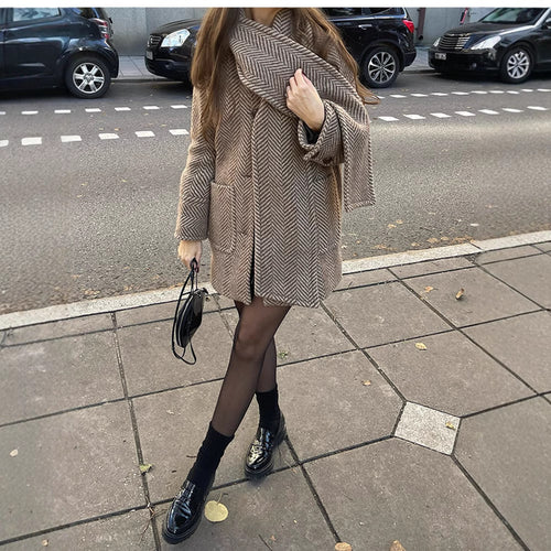 Damen modischer Wickelmantel im strukturierten Design Heidi-Mode