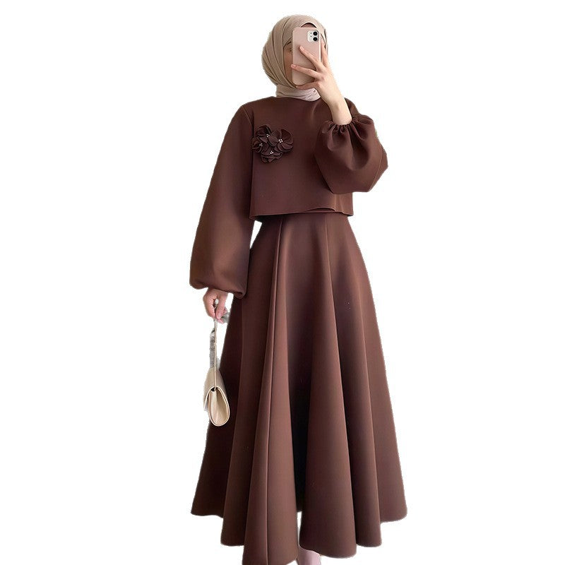 Damen Elegantes Maxi-Kleid mit Puffärmeln und dekorativem Blumen-Detail Heidi-Mode