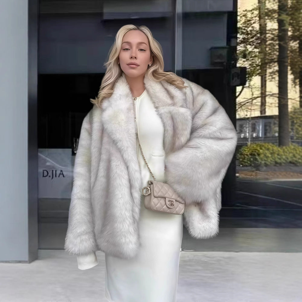 Damen Elegante Kunstpelzjacke mit funkelnden Akzenten Heidi-Mode