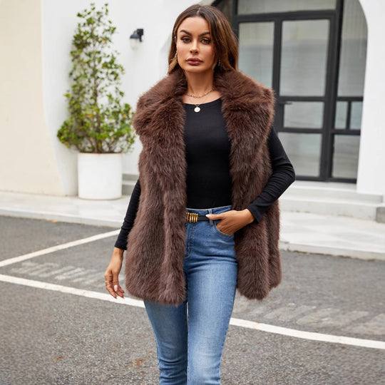 Damen Kunstfellweste mit elegantem Schnitt und voluminösem Kragen Heidi-Mode