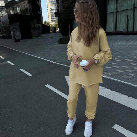 Damen Legeres Sweatshirt und Jogginghose Set Heidi-Mode