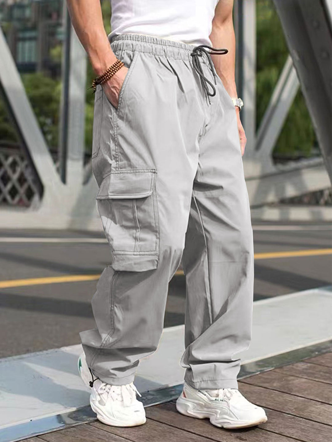 Herren moderne Cargohose mit elastischem Bund und multifunktionalen Taschen Heidi-Mode