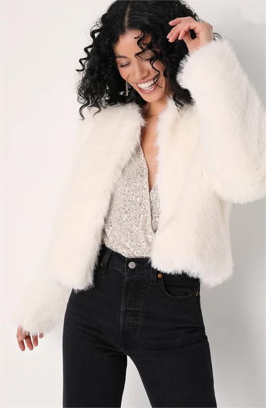 Damen Luxus Kunstpelz Jacke mit eleganten Details Heidi-Mode