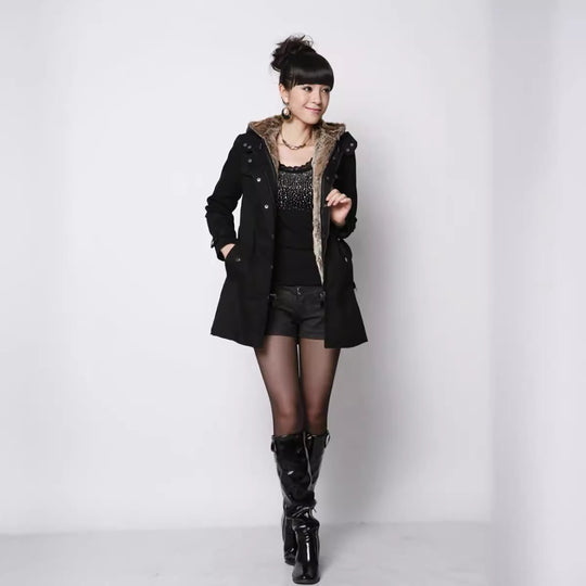 Damen Langer Winterparka mit weichem Innenfutter von Heidi-Mode