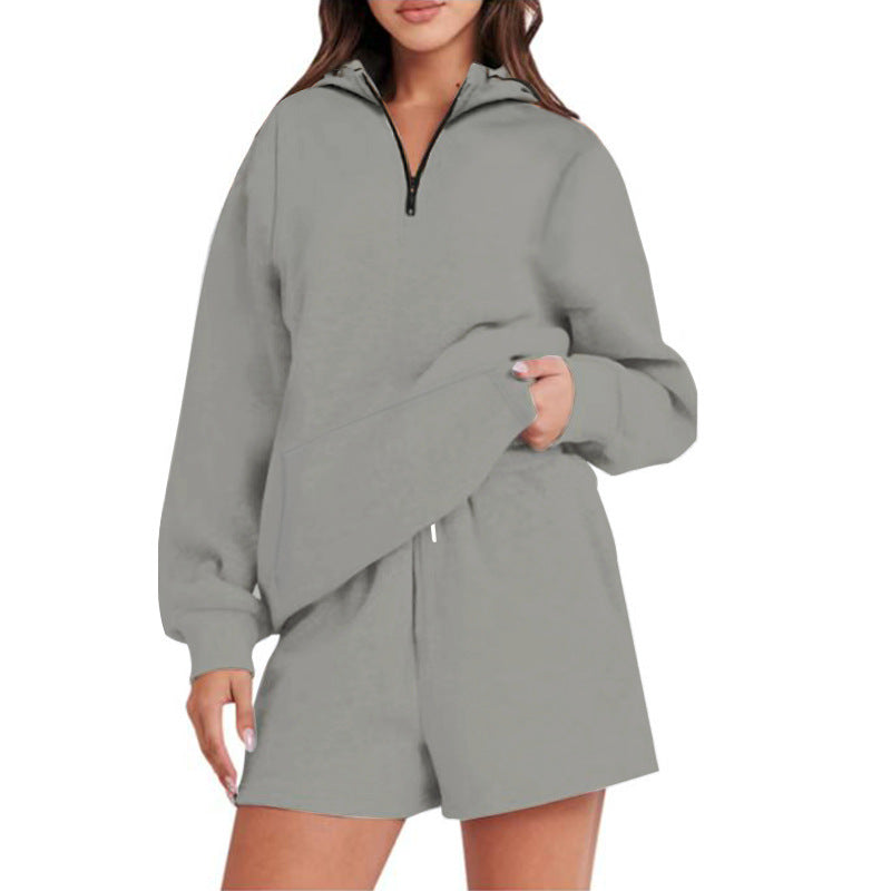 Damen lässiger Hoodie mit kurzem Schnitt und praktischen Taschen Heidi-Mode