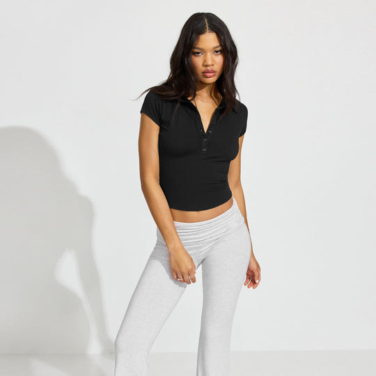 Damen Polo-Shirt mit kurzem Schnitt und modischer Knopfleiste Heidi-Mode