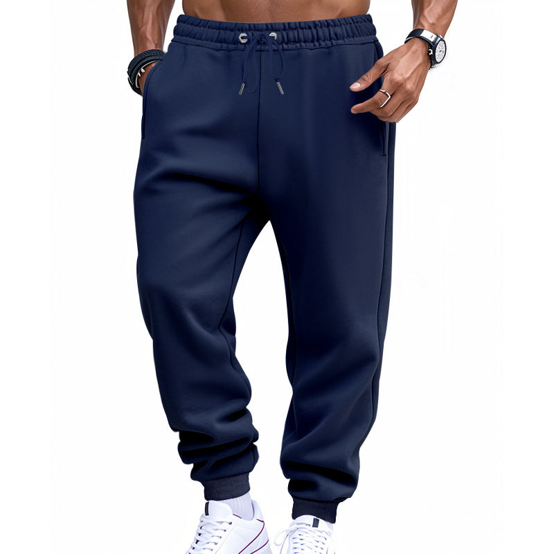 Herren bequeme Jogginghose mit elastischem Bund und praktischen Seitentaschen Heidi-Mode