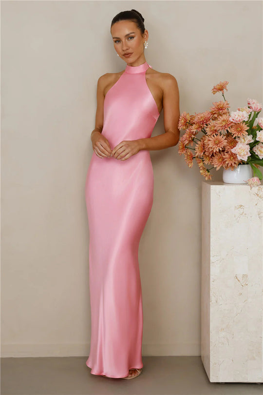 Damen Elegantes Maxikleid mit hochgeschlossenem Design und schimmerndem Satin-Finish Heidi-Mode