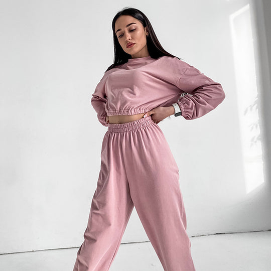 Damen lässiges Trainingsanzug-Set mit cropped Oberteil und weiten Hosen Heidi-Mode