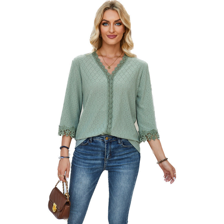 Damen Bluse mit dekorativem Lochmuster und Spitzendetail Heidi-Mode