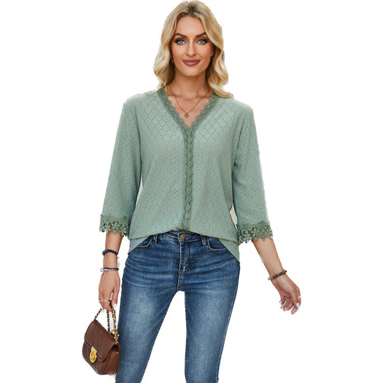 Damen Bluse mit dekorativem Lochmuster und Spitzendetail Heidi-Mode