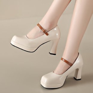 Damen Plateau-Pumps mit elegantem Riemchen und komfortablem Blockabsatz Heidi-Mode